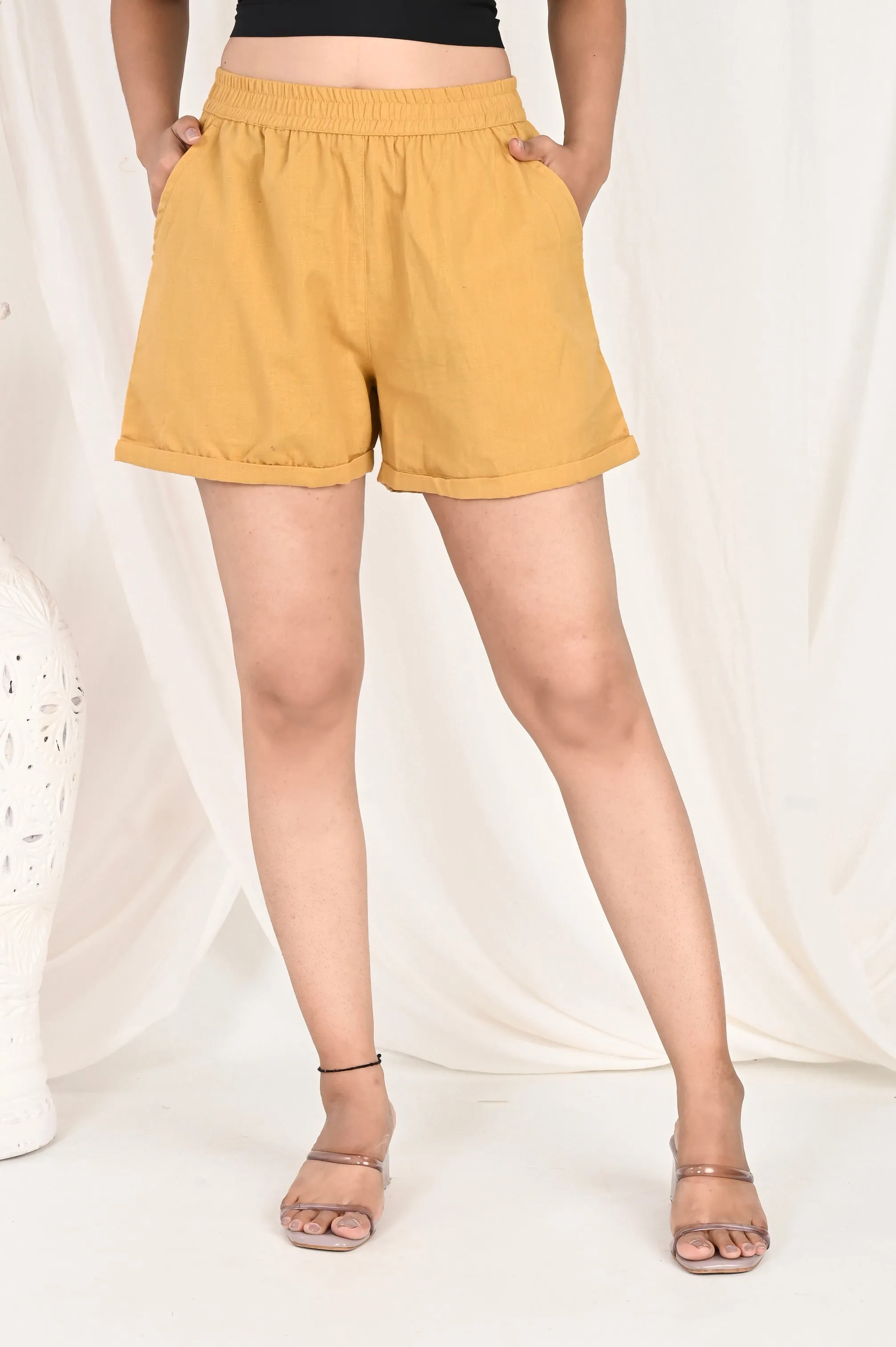 BEIGE LINEN SHORTS