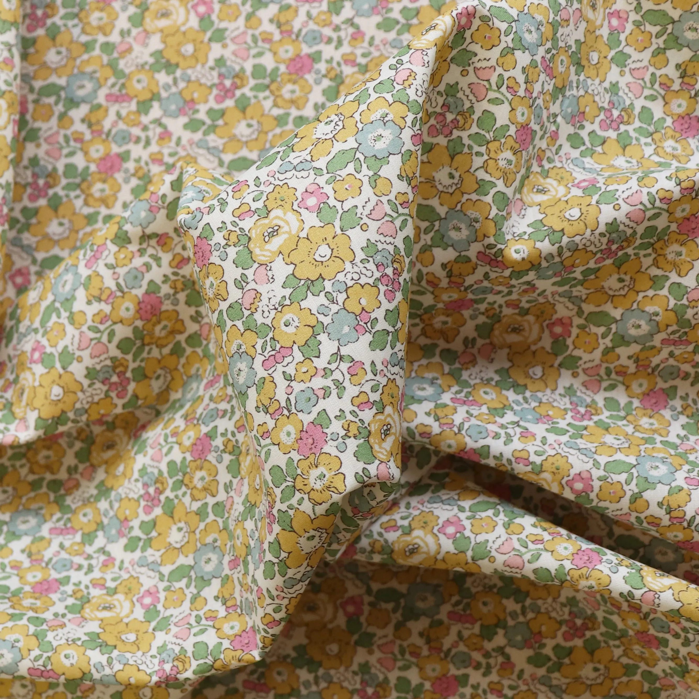 Liberty Fabrics - Betsy Ann - Tana Lawn™ Cotton