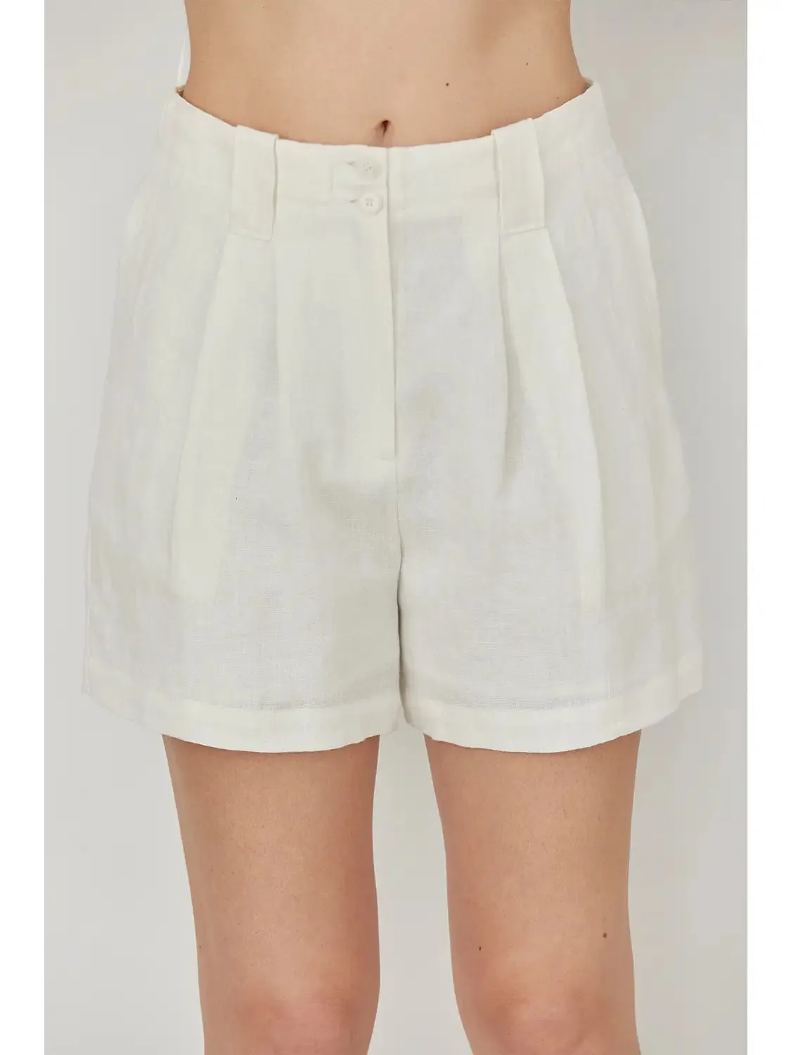 Lined Pleated Linen Shorts